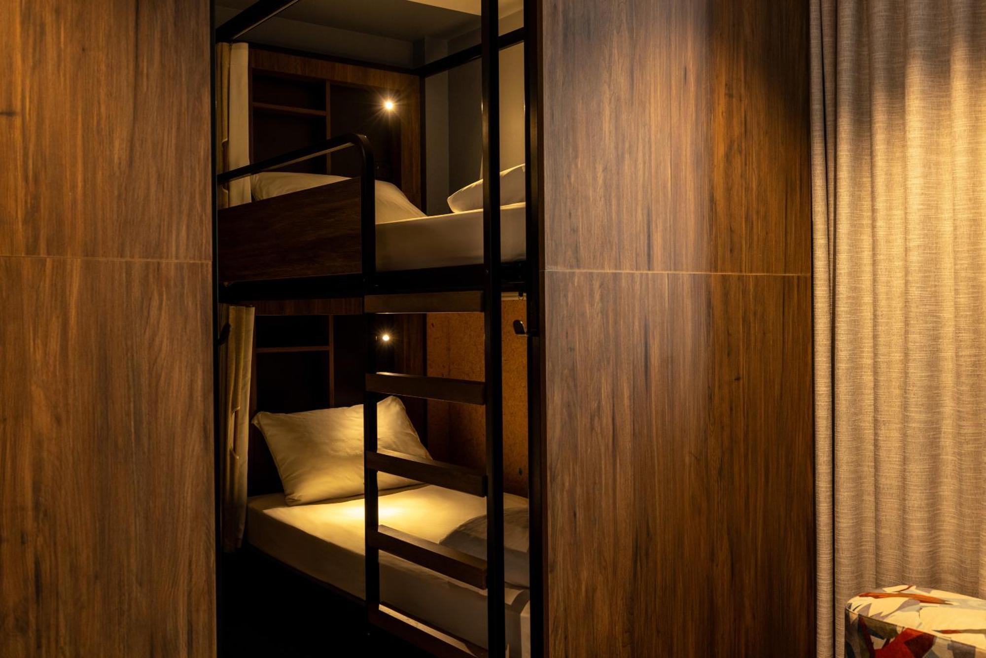 Haka House Rotorua Pansiyon Dış mekan fotoğraf A capsule hotel in Tokyo